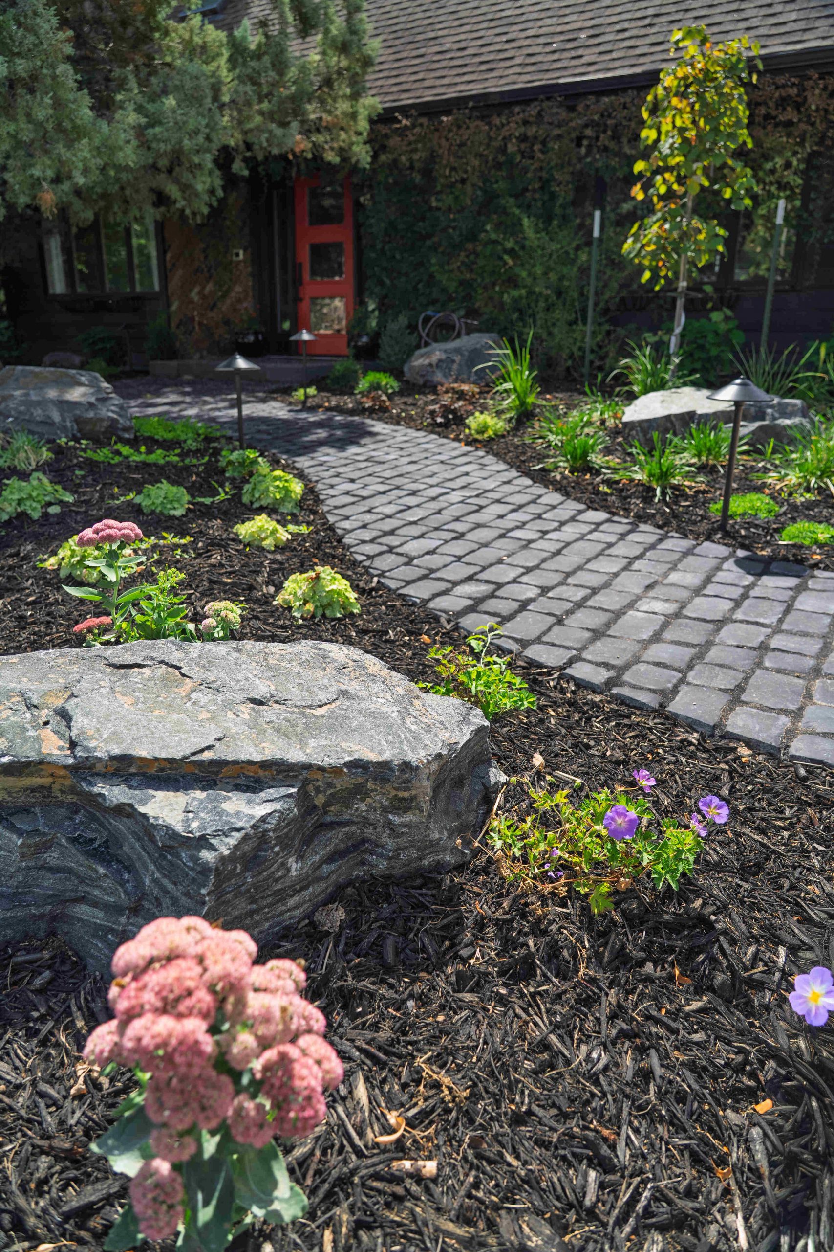 cobblestone paver walkway